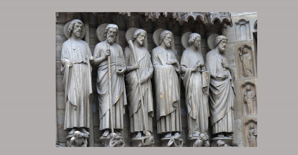 Notre de Dame de Paris- Portail principal – Ebrasement gauche-Six Apôtres, dont Jean