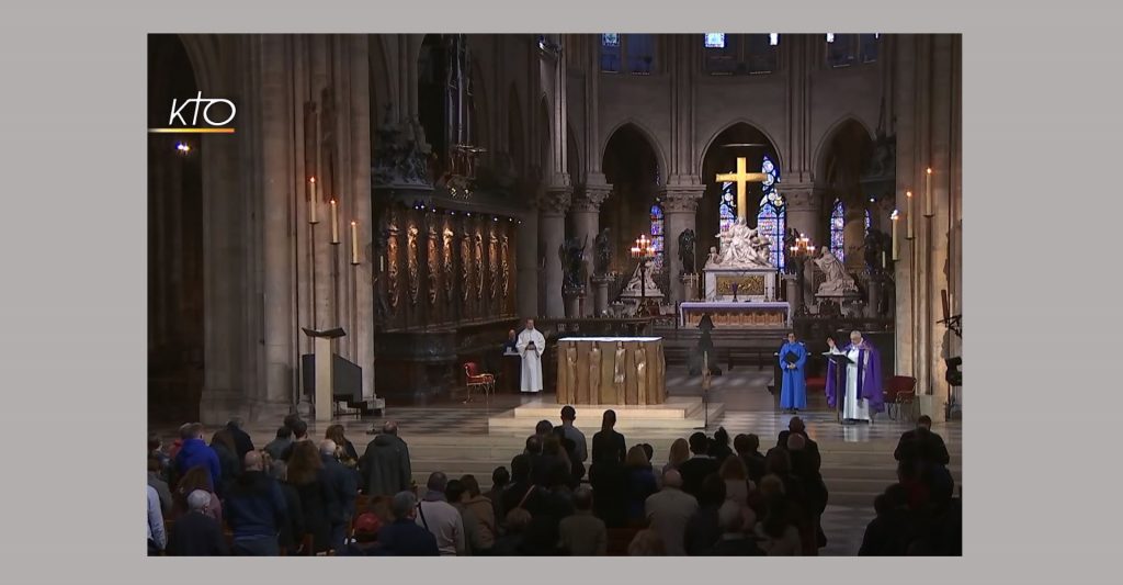 Notre Dame de Paris –Vêpres 15 avril2019